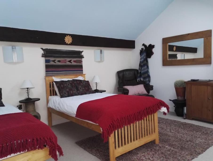 Spacious Loft Centre York